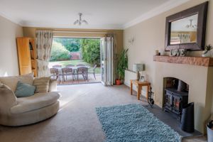 Lounge- click for photo gallery